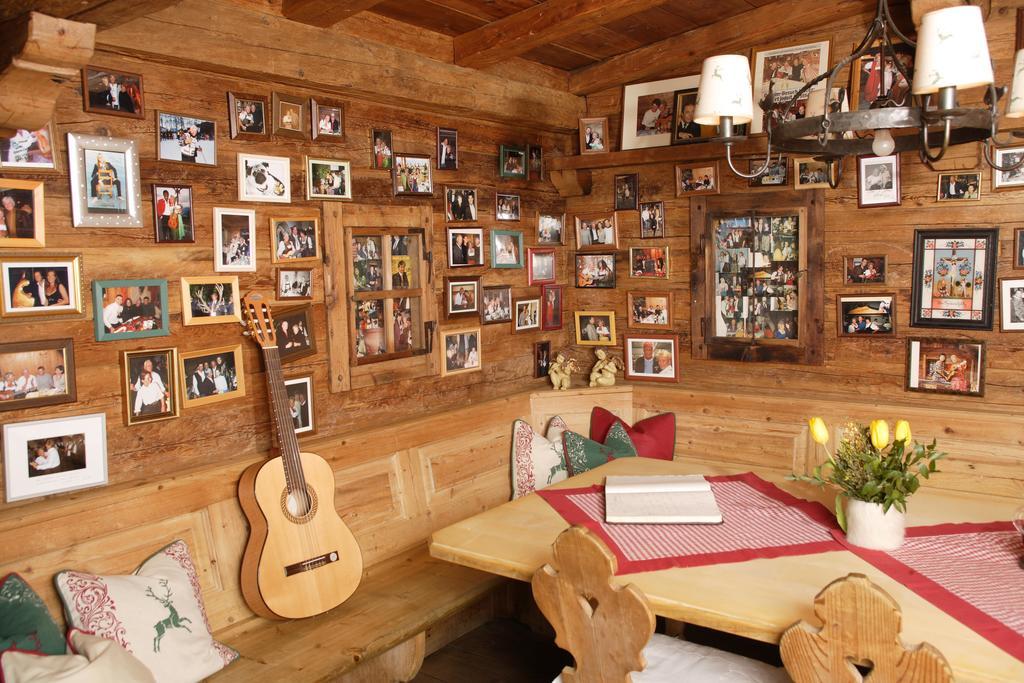 Hotel Rosis Sonnbergstuben Kitzbühel Exterior foto